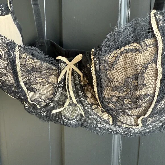 DKNY 34D Black Lace Balconette Plunge Sheer Floral Underwire Bra Lingerie - Picture 11 of 15